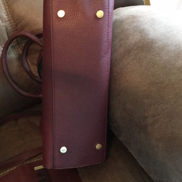 Maroon leather purse with matching billfold - Picture 6 of 8